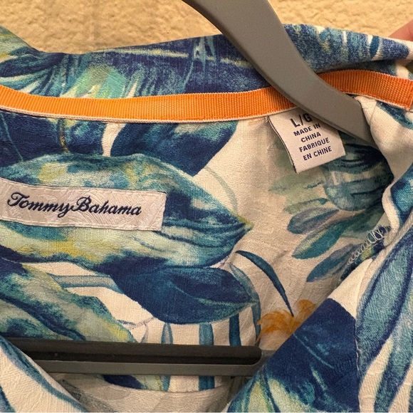 Tommy Bahama Men Blue and Orange 100% Silk Hawaiian Buttoned Shirt Size Large - Picture 3 of 6